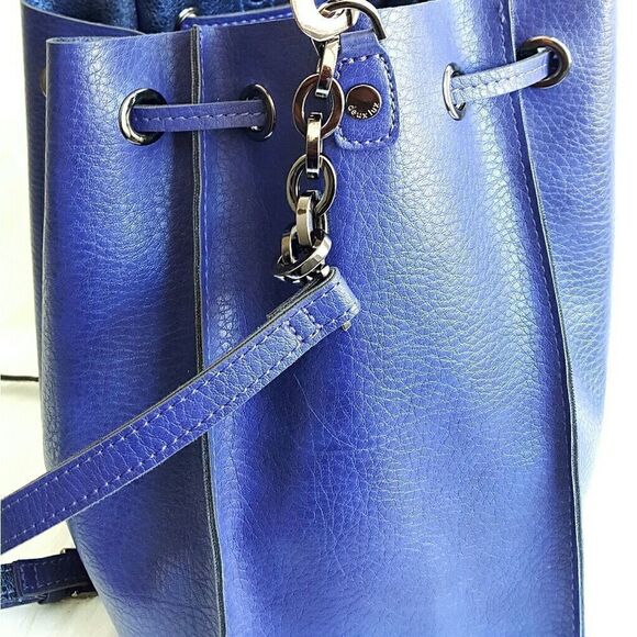 Deux lux bucket bag - Picture 7 of 8